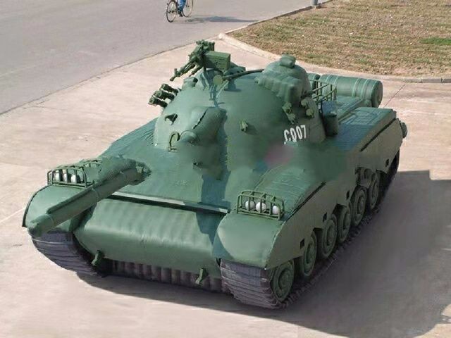 贵州军用充气坦克车